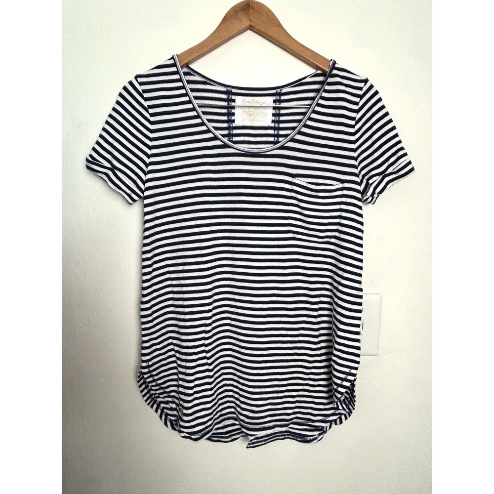 Lilly Pulitzer Luxletic Short Sleeve Shirt Women XS Navy White Striped Gold Logo